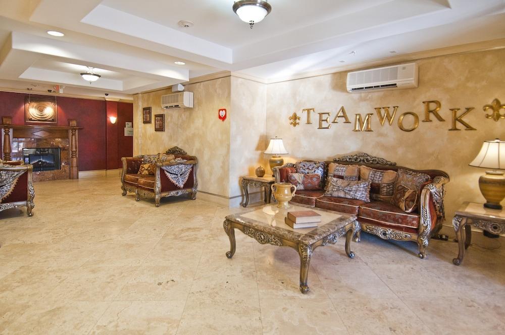 Holiday Inn Express & Suites Lafayette South By Ihg Bagian luar foto