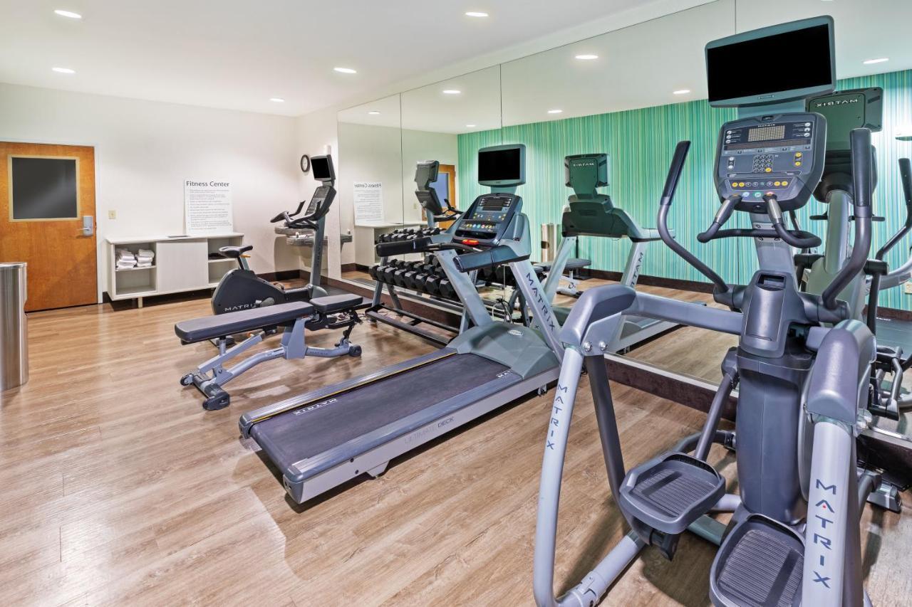 Holiday Inn Express & Suites Lafayette South By Ihg Bagian luar foto