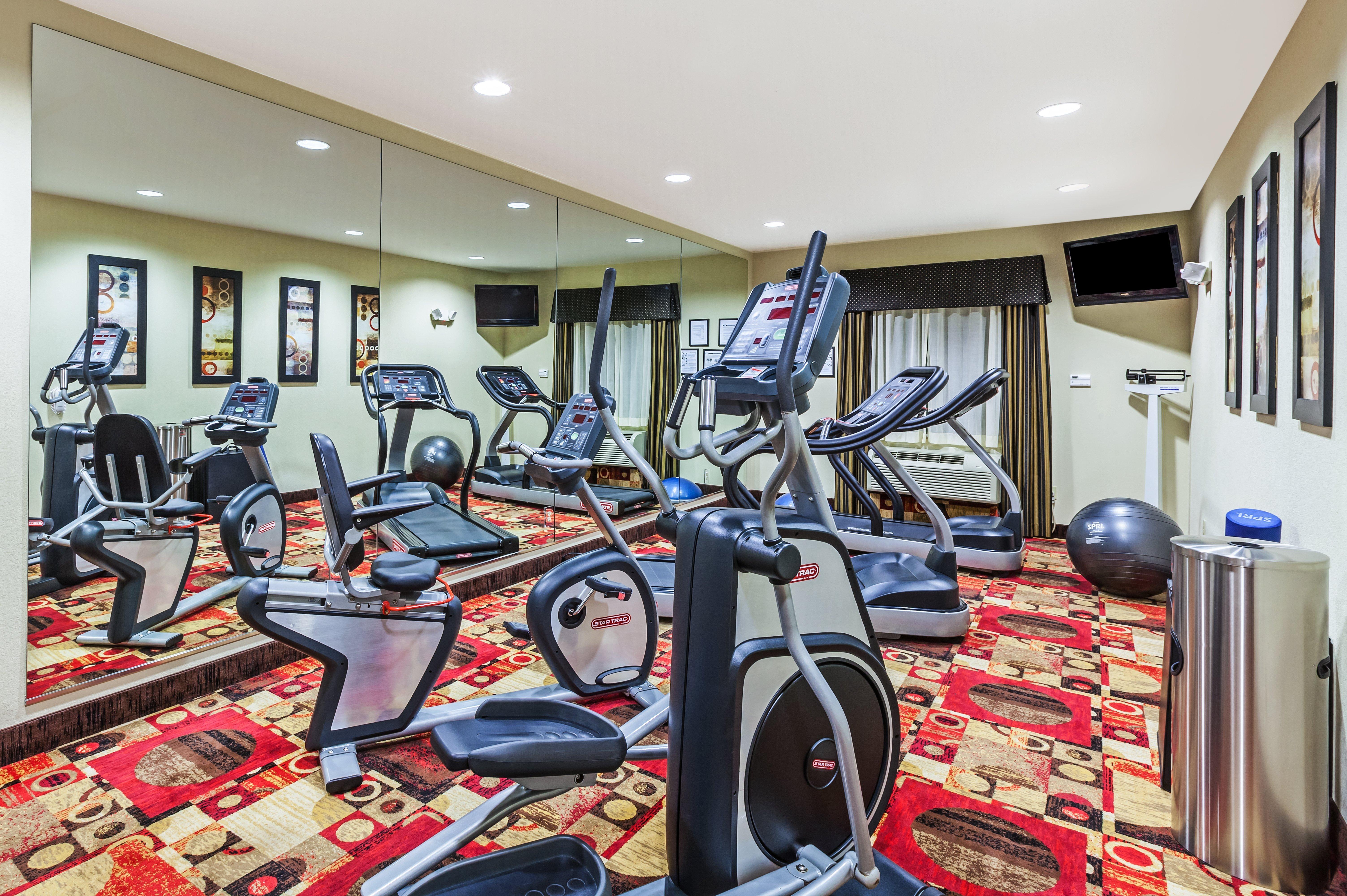 Holiday Inn Express & Suites Lafayette South By Ihg Bagian luar foto