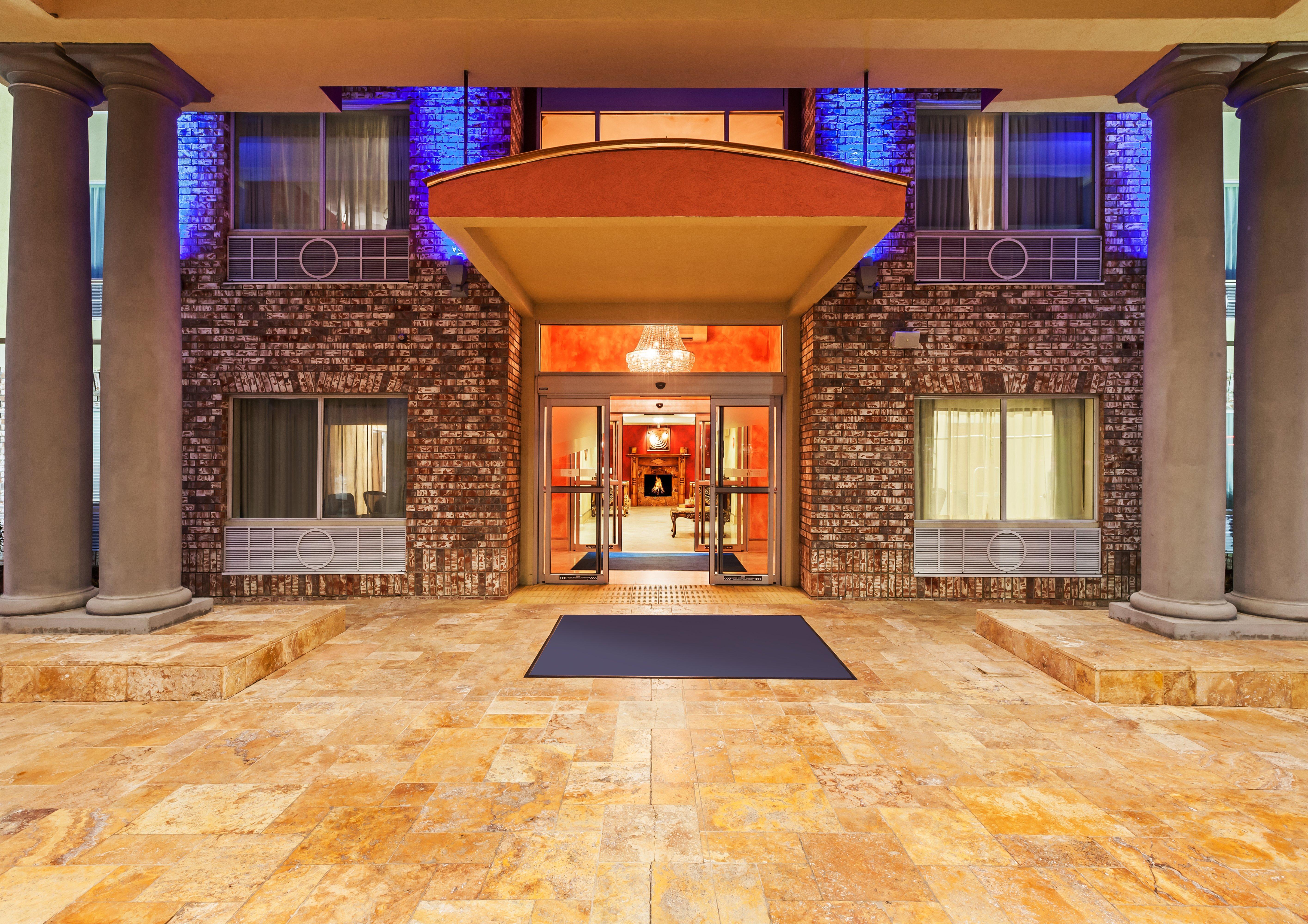 Holiday Inn Express & Suites Lafayette South By Ihg Bagian luar foto