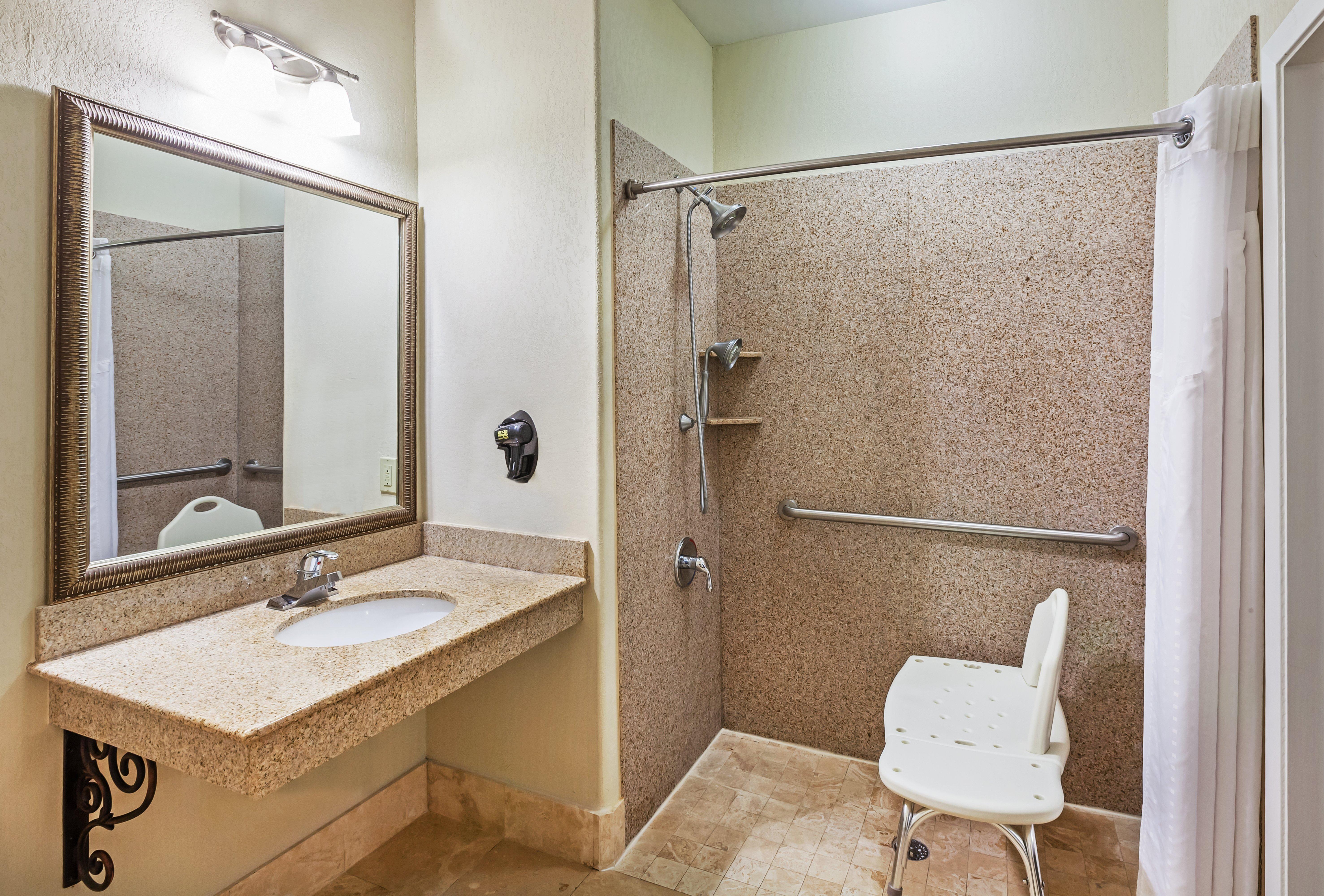 Holiday Inn Express & Suites Lafayette South By Ihg Bagian luar foto